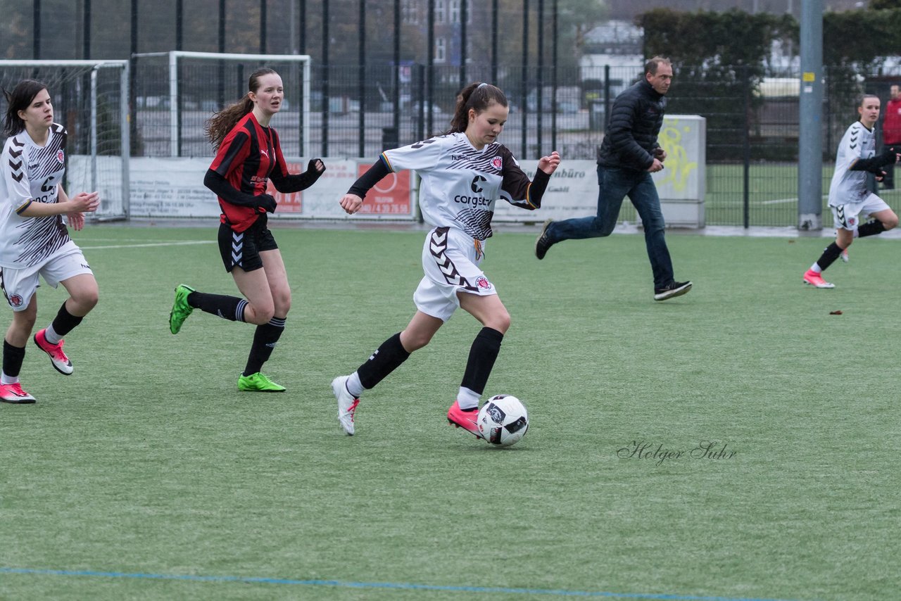 Bild 206 - B-Juniorinnen FC St.Pauli . Braedstrup IF : Ergebnis: 4:1